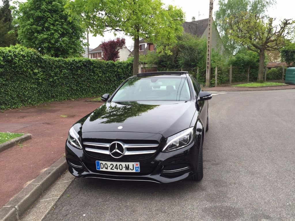 Mietwagen mit Fahrer Clichy-sous-Bois: Mercedes