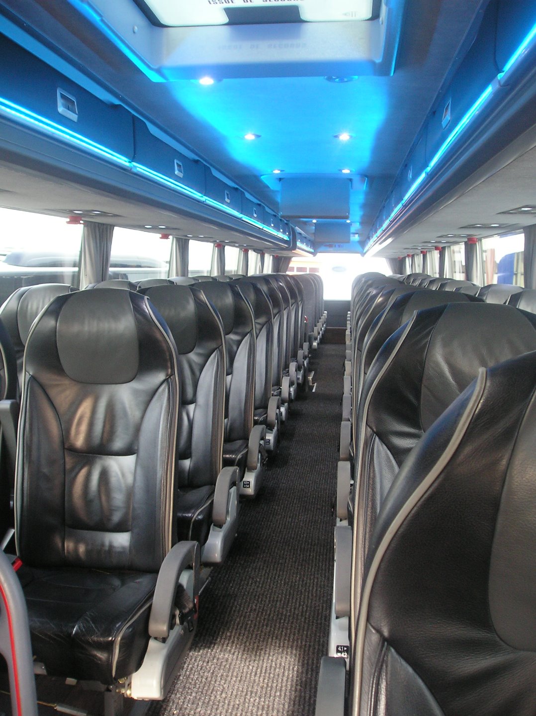 Operador de autocares Puceul: Van Hool