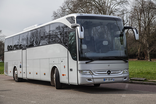 Reisebus Anbieter Chatou: Mercedes