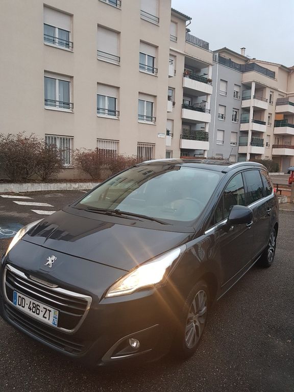 Taxi Vénissieux: Peugeot