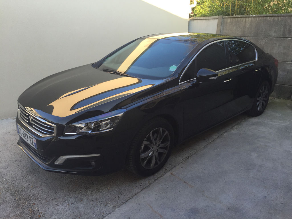 VTC Villeneuve-la-Garenne: Peugeot