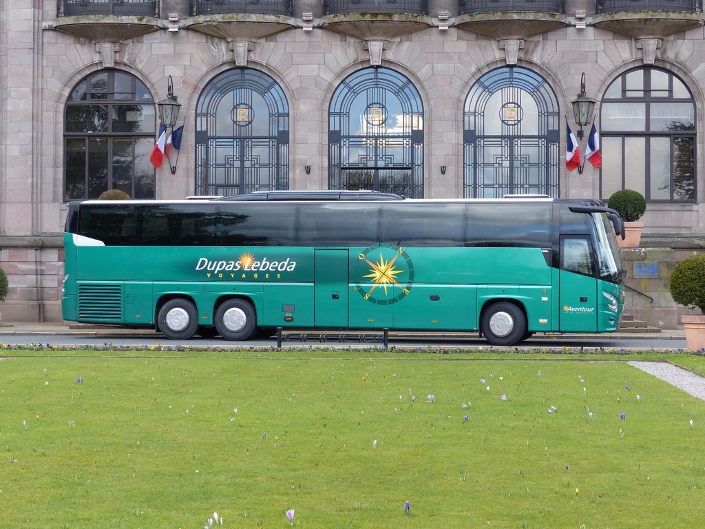 Reisebus Anbieter Féchain: Bova