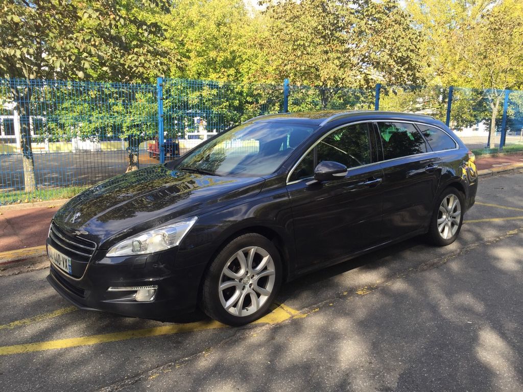 VTC Le Blanc-Mesnil: Peugeot