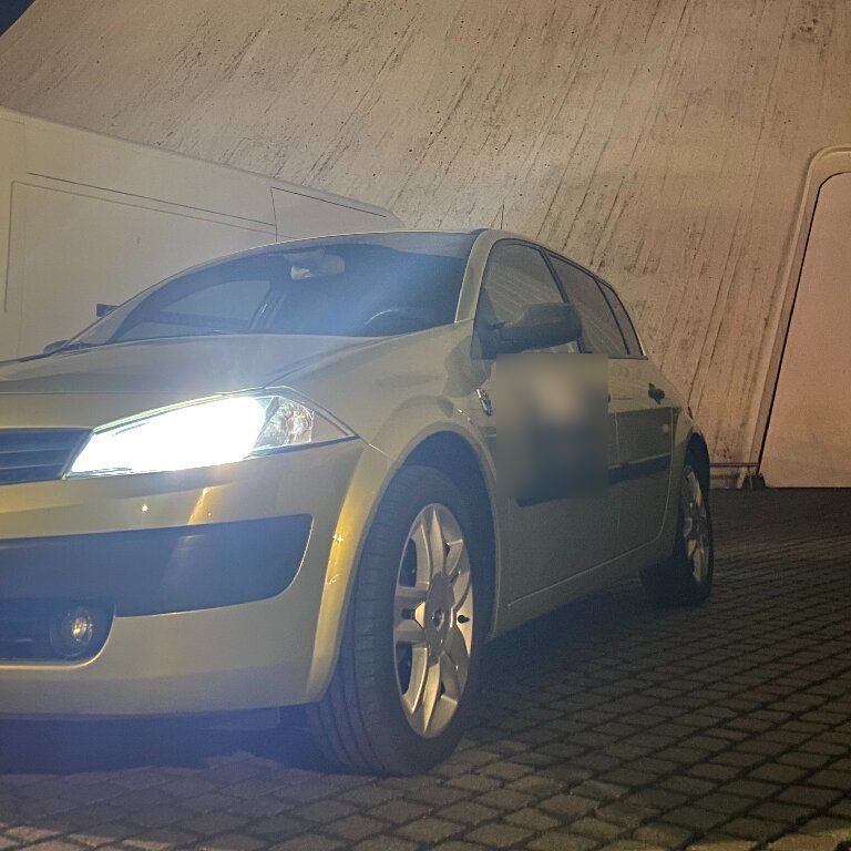 Taxi Montigny-le-Bretonneux: Renault