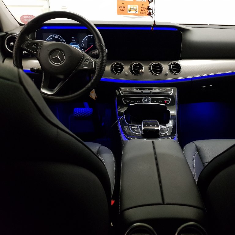 VTC Lacoste: Mercedes