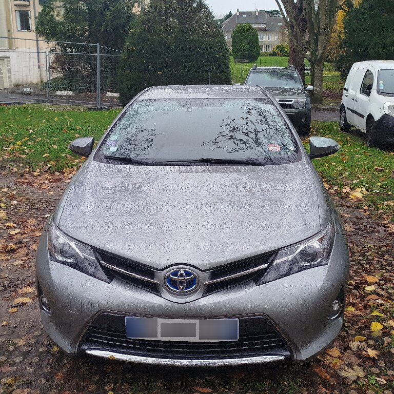 Mietwagen mit Fahrer Marly-le-Roi: Toyota