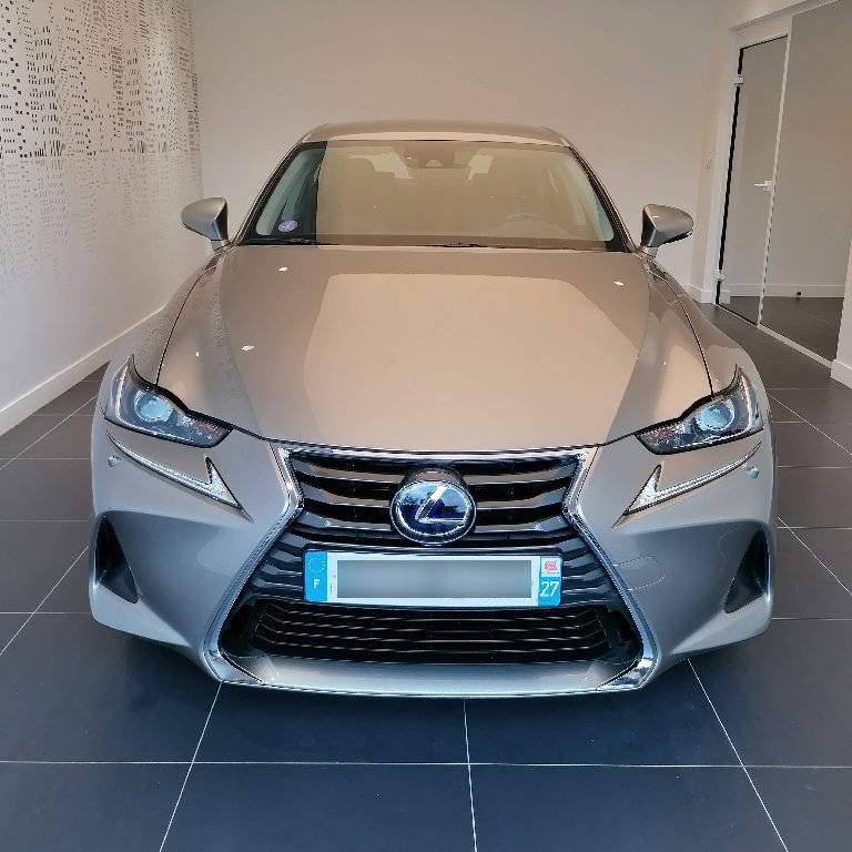 Taxi Neaufles-Saint-Martin: Lexus
