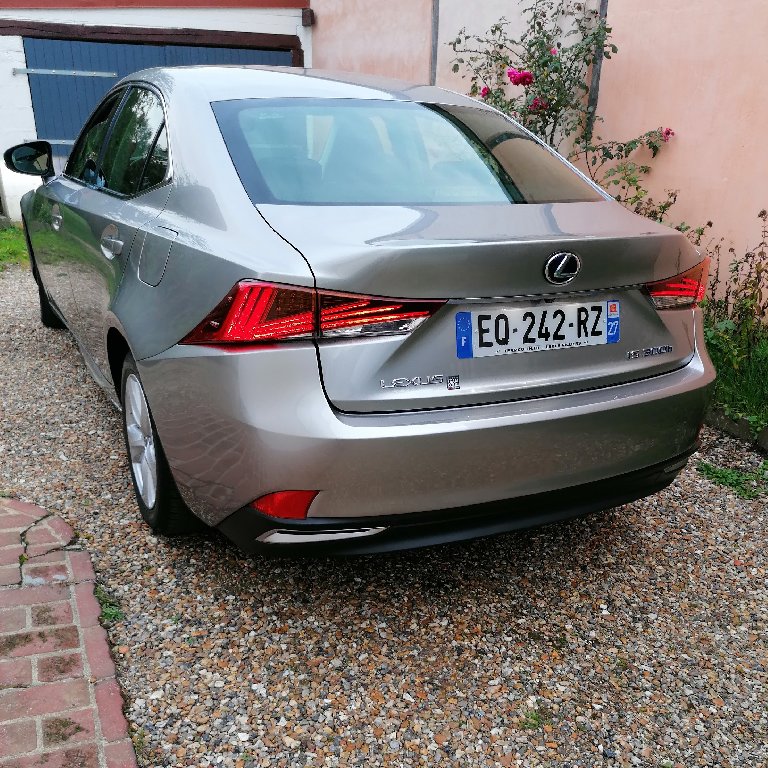Taxi Neaufles-Saint-Martin: Lexus