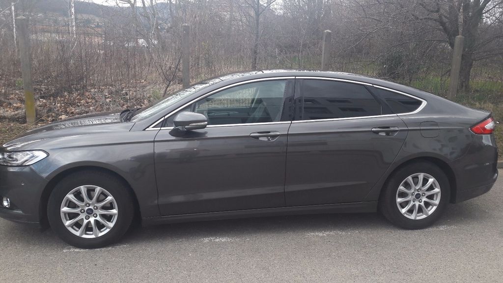 VTC Neuville-sur-Saône: Ford