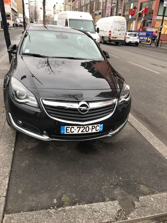VTC Courbevoie: Opel