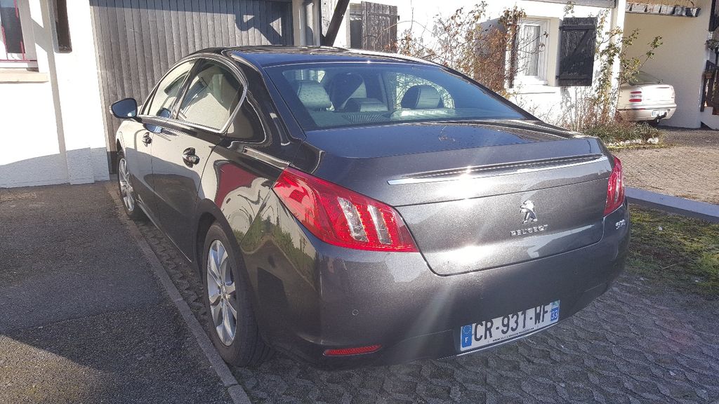 Mietwagen mit Fahrer Bruges: Peugeot