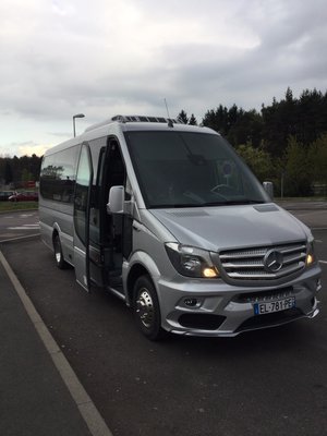 Coach provider in Vanves