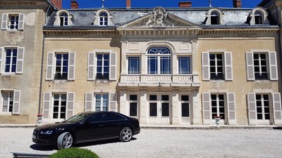 Taxi in Beaune