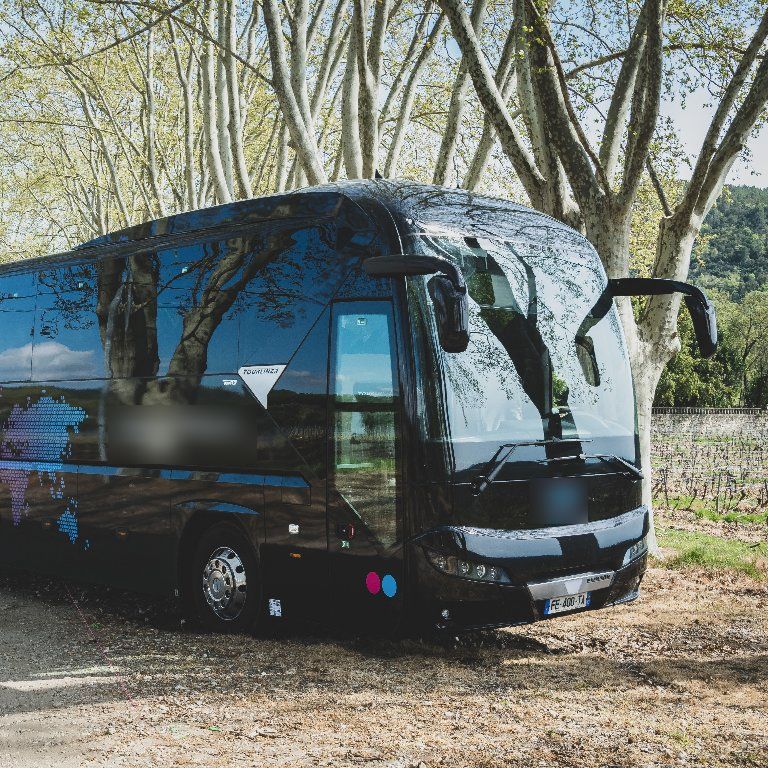 Coach provider La Crau: Neoplan