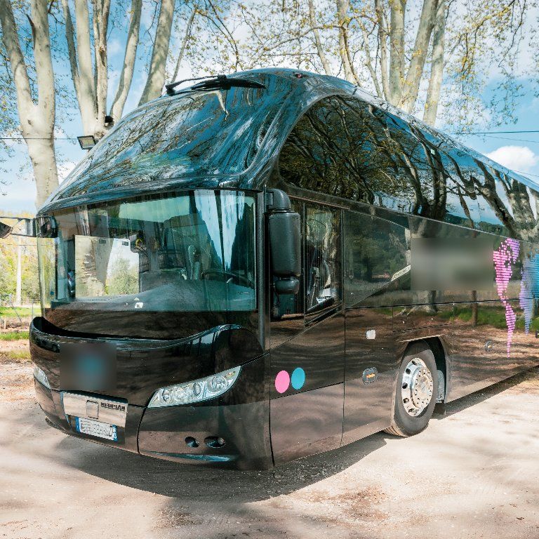 Coach provider La Crau: 