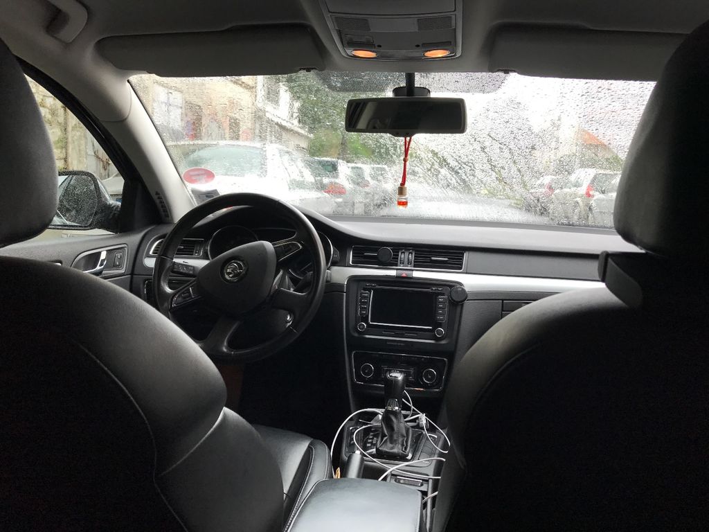 VTC Bagnolet: Skoda