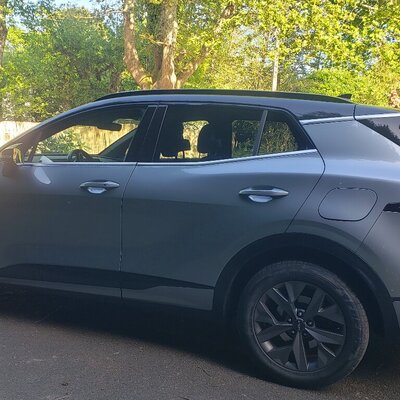 Cab in Grandchamps-des-Fontaines