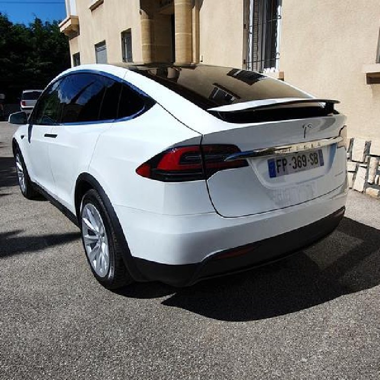 Personenvervoer Aix-en-Provence: Tesla