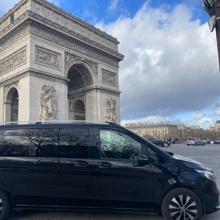 Mietwagen mit Fahrer Paris: Mercedes