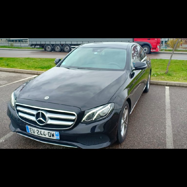 VTC Corbas: Mercedes