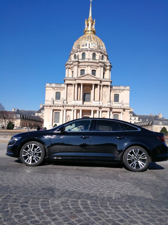 Mietwagen mit Fahrer Marles-en-Brie: Renault