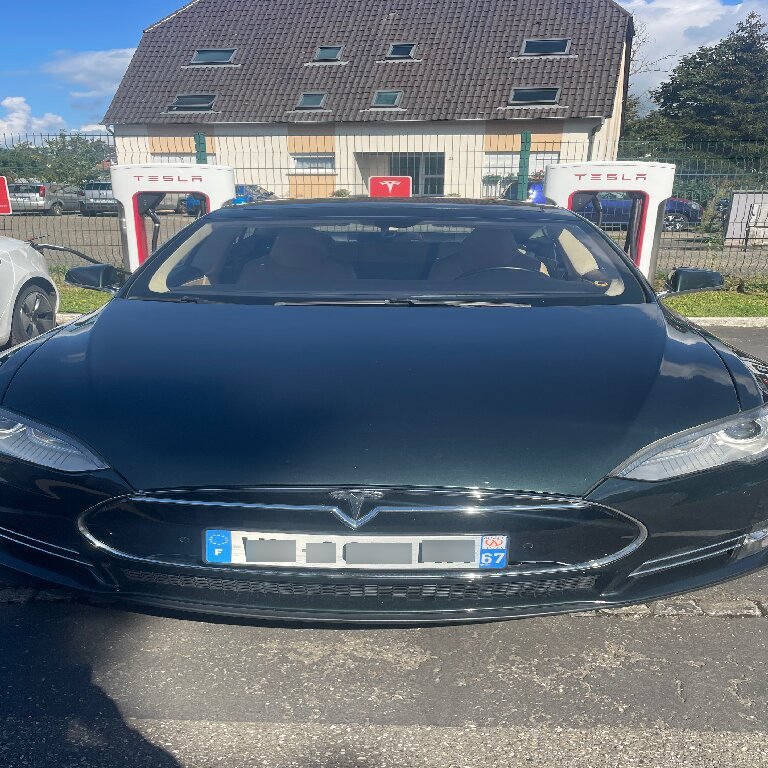 VTC Ostwald: Tesla