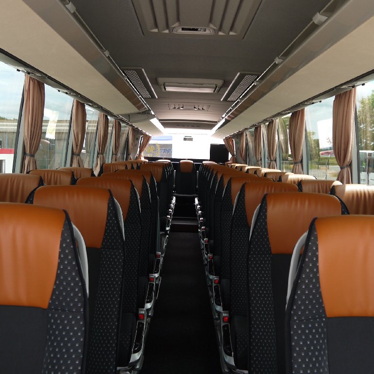 Reisebus Anbieter Rouxmesnil-Bouteilles: Setra