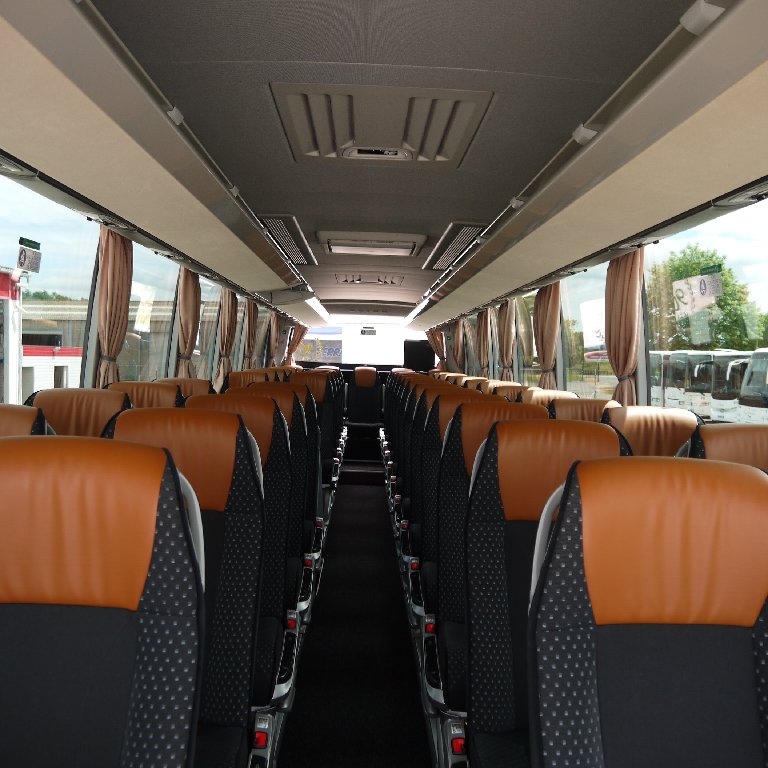 Reisebus Anbieter Rouxmesnil-Bouteilles: Setra