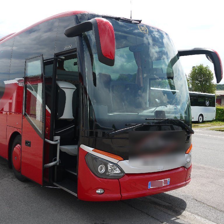 Coach provider Rouxmesnil-Bouteilles: Setra