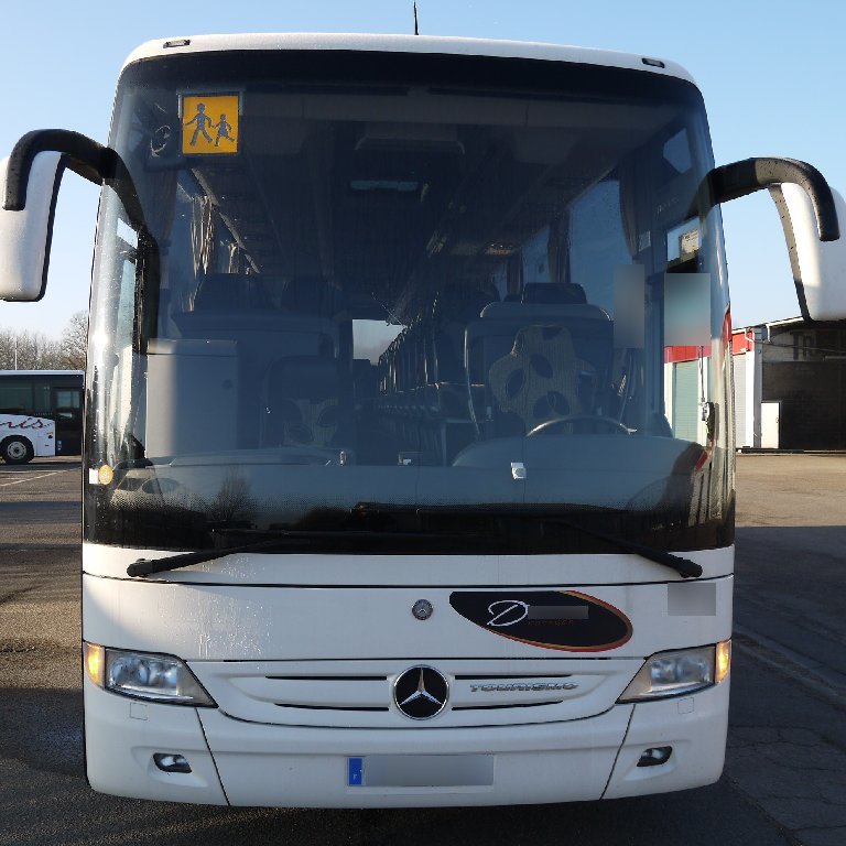 Reisebus Anbieter Rouxmesnil-Bouteilles: Mercedes