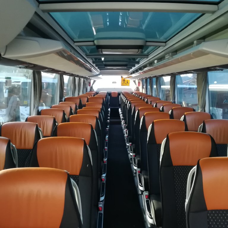 Coach provider Rouxmesnil-Bouteilles: Setra