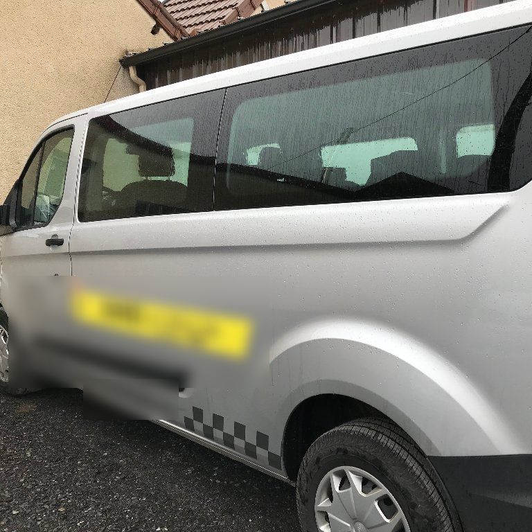Taxi Pierrefitte-sur-Loire: Ford