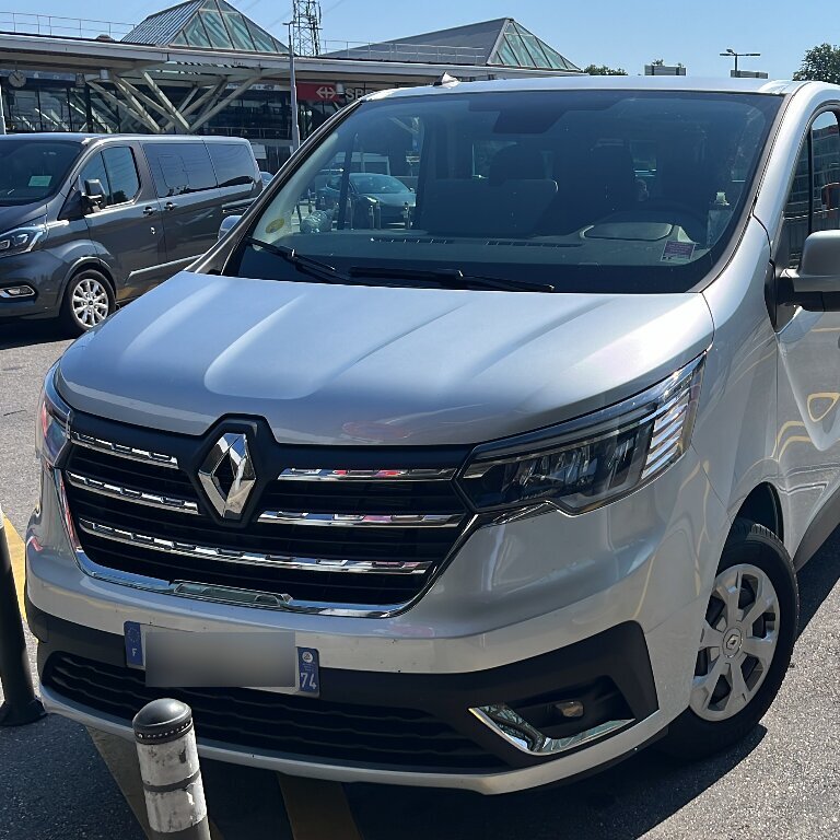 Mietwagen mit Fahrer Les Houches: Renault