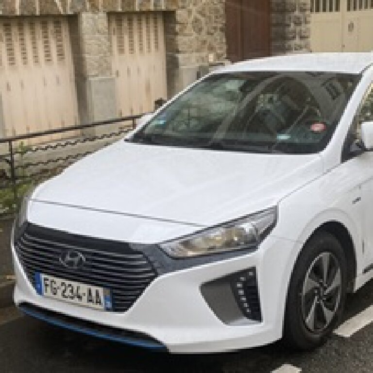 Mietwagen mit Fahrer Rosny-sous-Bois: Hyundai