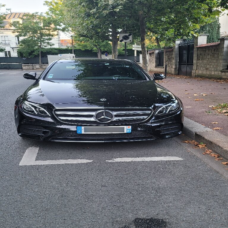 Mietwagen mit Fahrer Mennecy: Mercedes