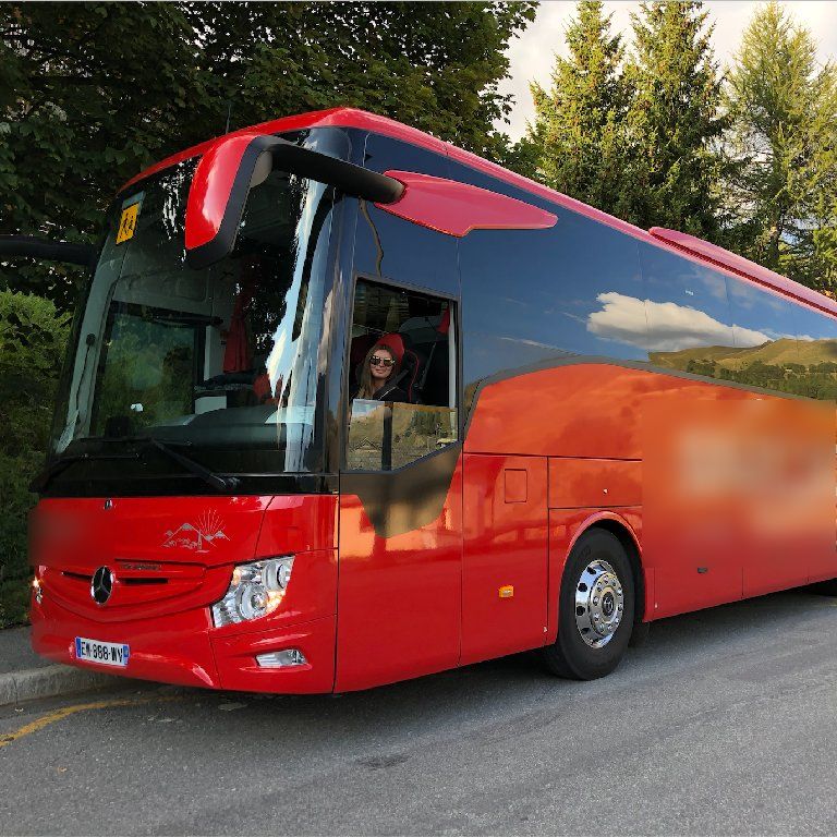 Reisebus Anbieter Orcières: Mercedes