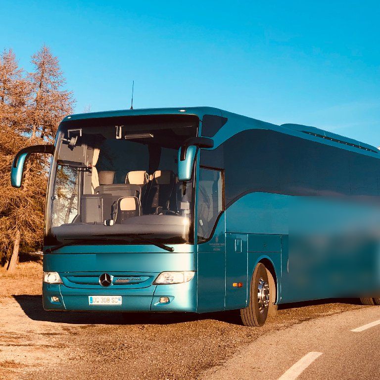 Reisebus Anbieter Orcières: Mercedes