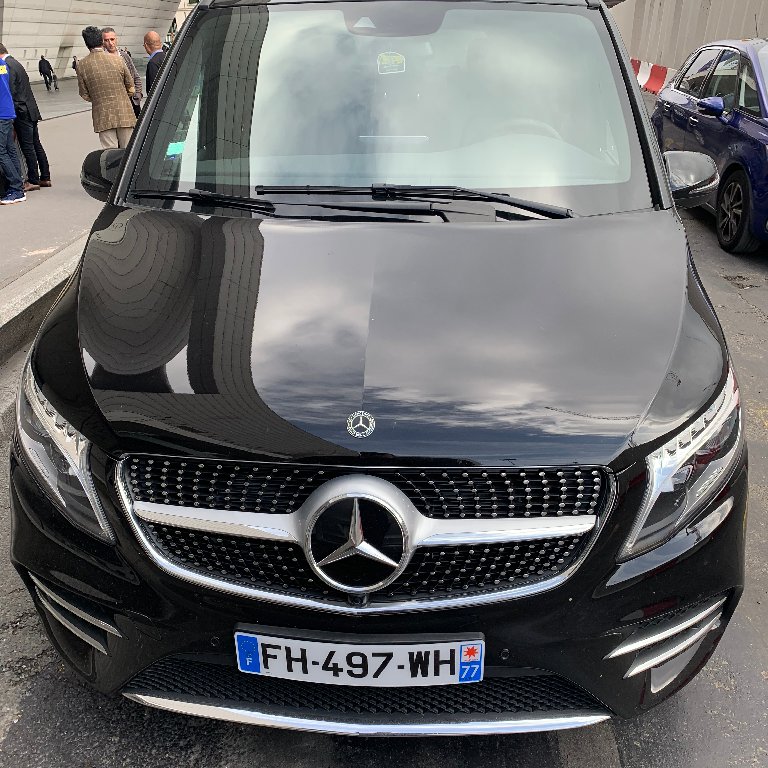 Mietwagen mit Fahrer Drancy: Mercedes