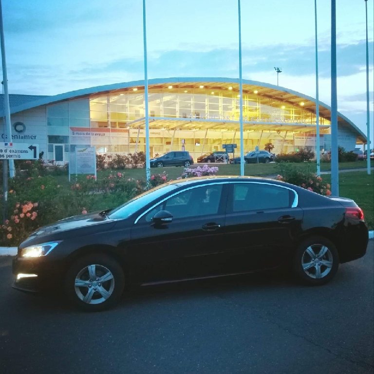 Mietwagen mit Fahrer Caen: Peugeot