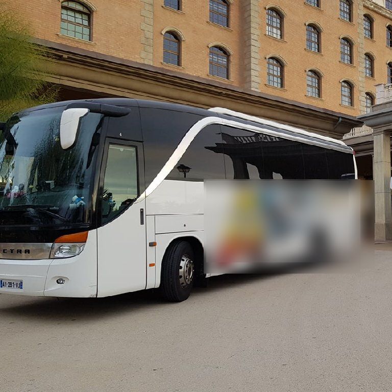 Reisebus Anbieter Gardanne: Setra