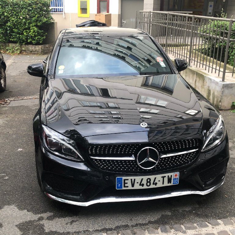 Personenvervoer Saint-Denis: Mercedes