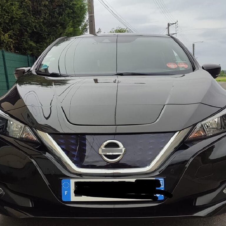 VTC Faches-Thumesnil: Nissan