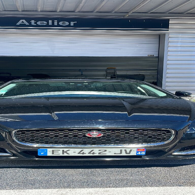 Mietwagen mit Fahrer Montpellier: Jaguar