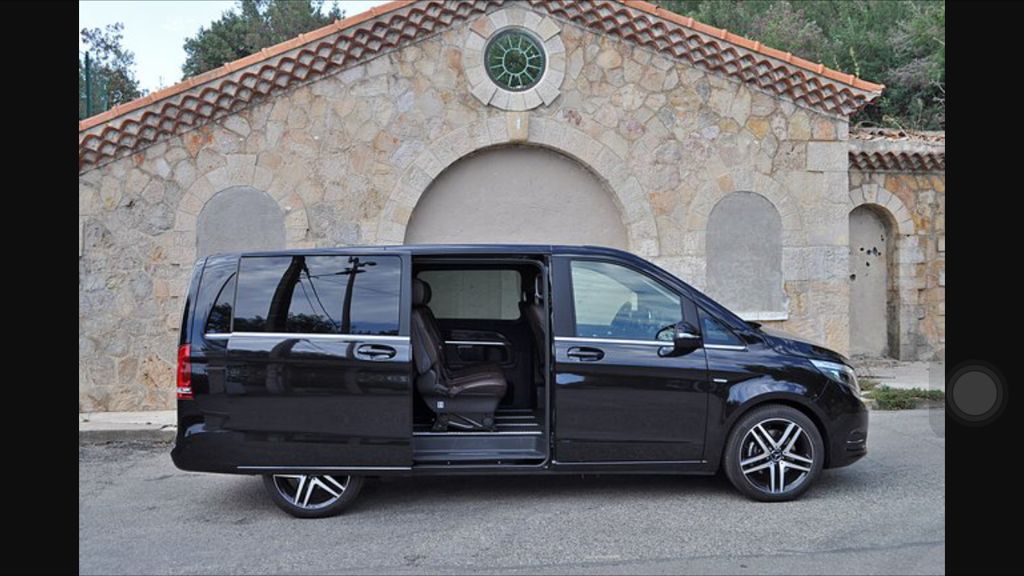 Mietwagen mit Fahrer Le Pré-Saint-Gervais: Mercedes