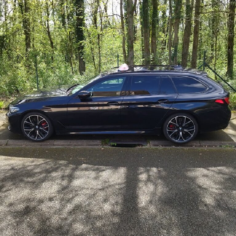 Taxi La Bourdinière-Saint-Loup: BMW