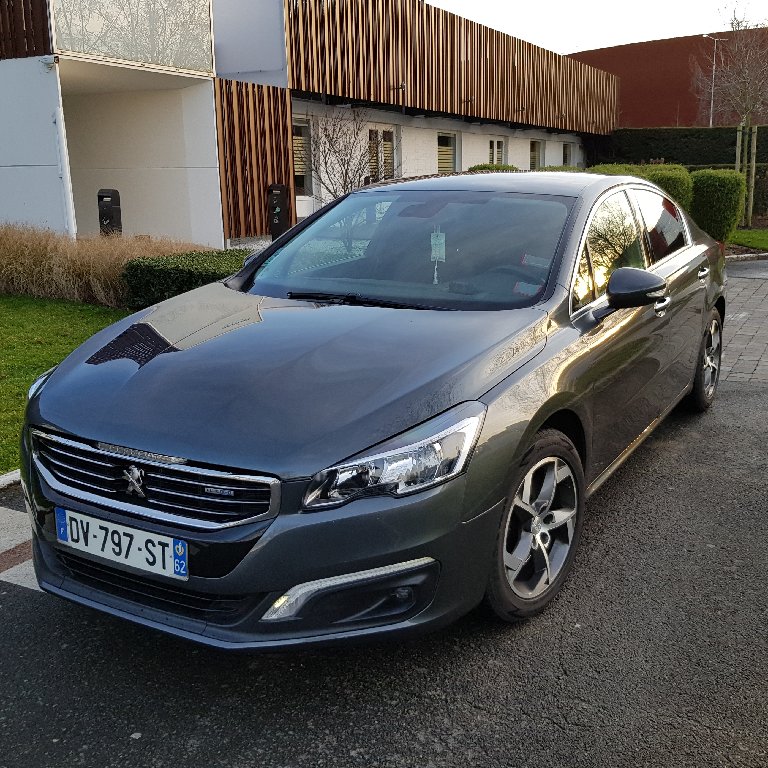 Mietwagen mit Fahrer Harnes: Peugeot