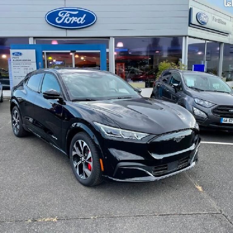 VTC Sainte-Luce-sur-Loire: Ford