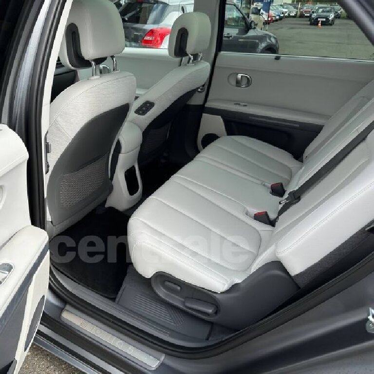 Mietwagen mit Fahrer Alluyes: Hyundai