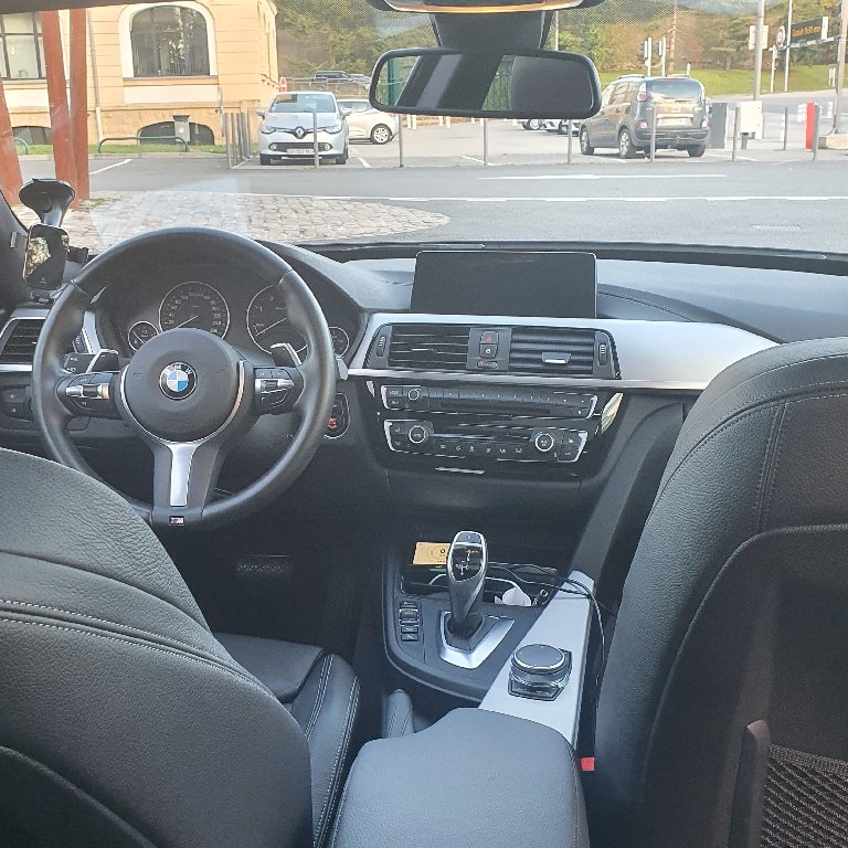 Personenvervoer Saint-Avold: BMW