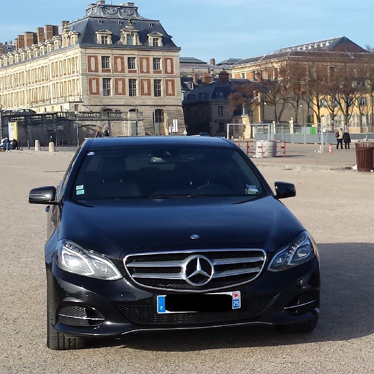 Mietwagen mit Fahrer Vélizy-Villacoublay: Mercedes